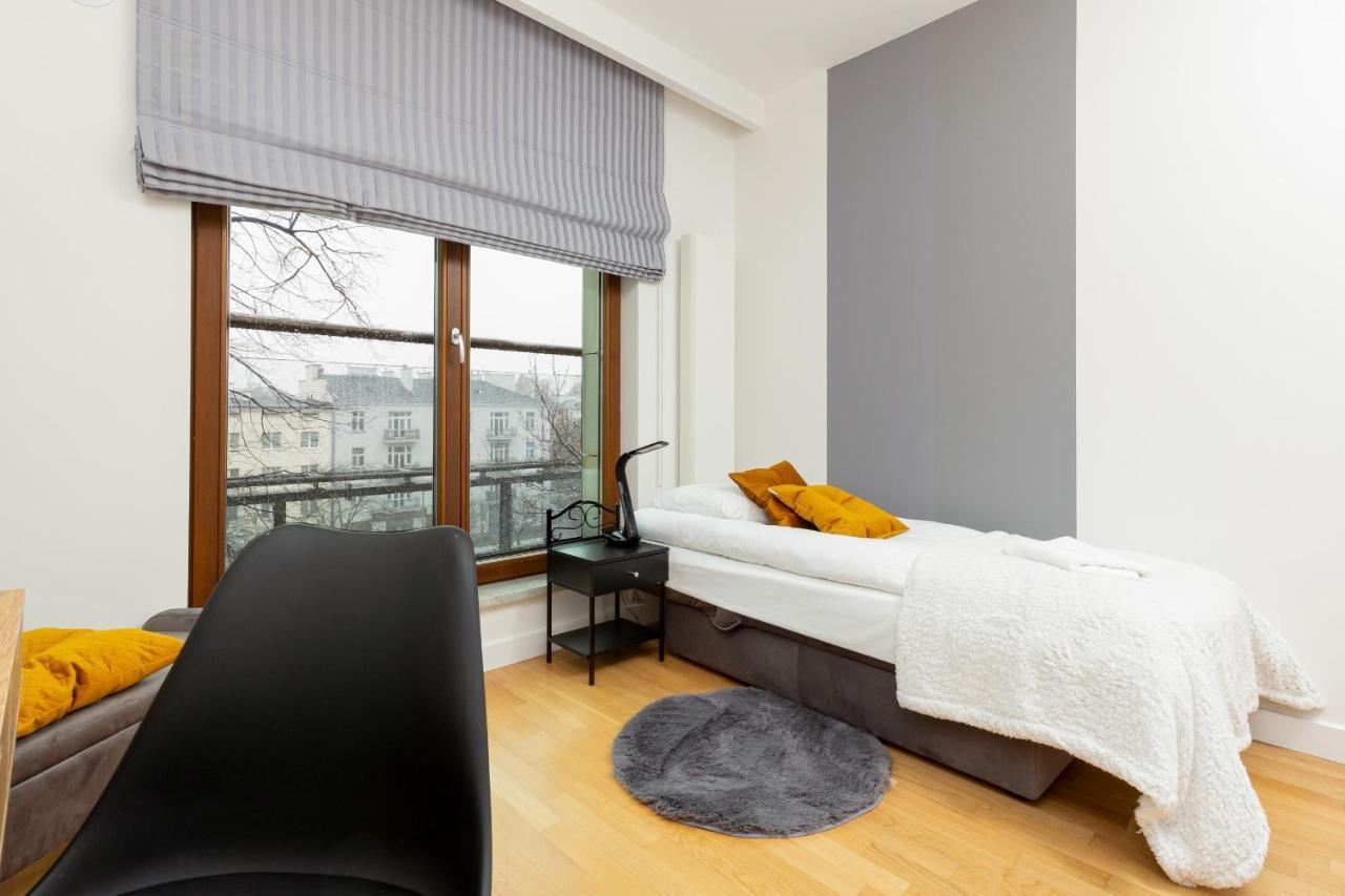 Park Arkadia Apartment With Parking Mokotow By Noclegi Renters Warsawa Bagian luar foto